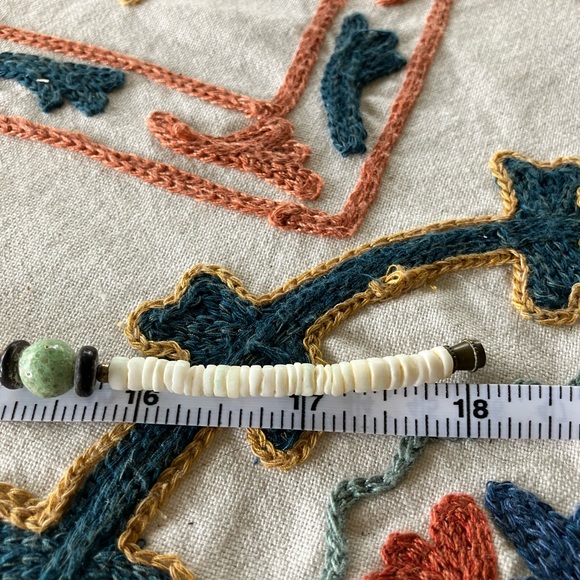 ALL CORAL WHITE AND GREEN NECKLACE 18” BARREL CLASP - Picture 13 of 17